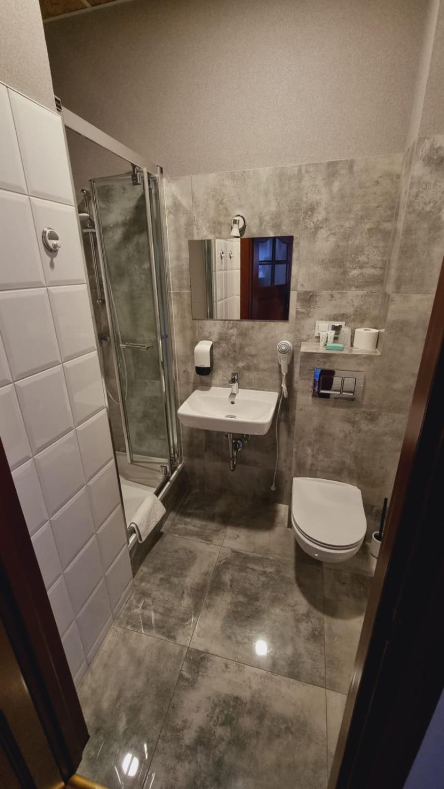 Hotel Mikorzyn Ślesin Esterno foto